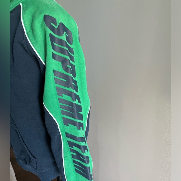 Supreme hoodie - Picture 3 of 7